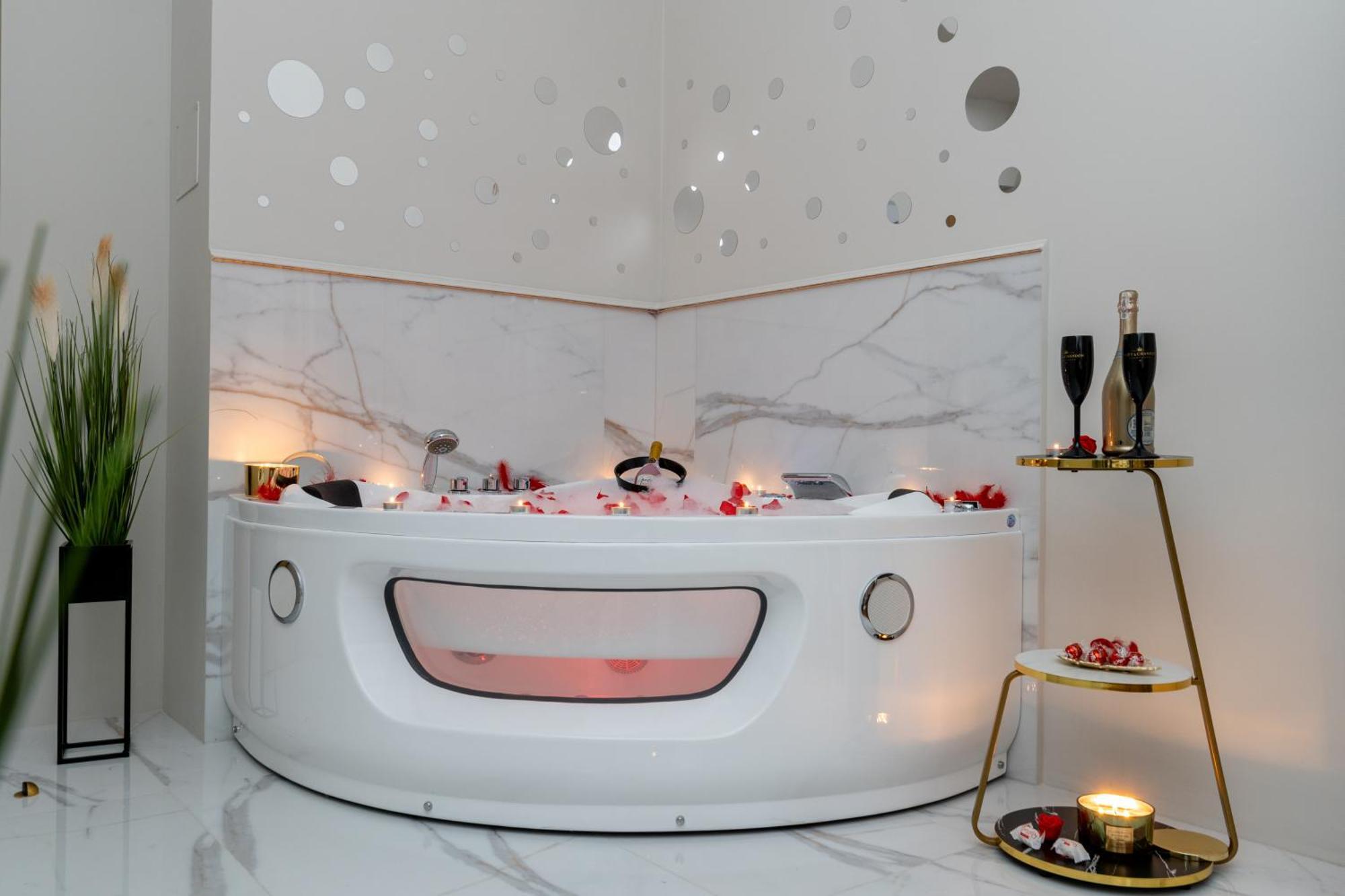Jacuzzi Berka Apartment *