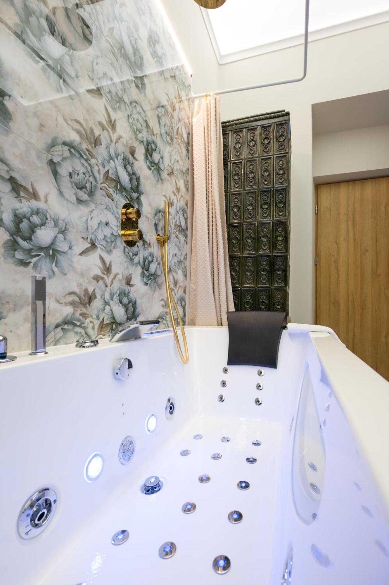 Apartment Jacuzzi Berka Krakau