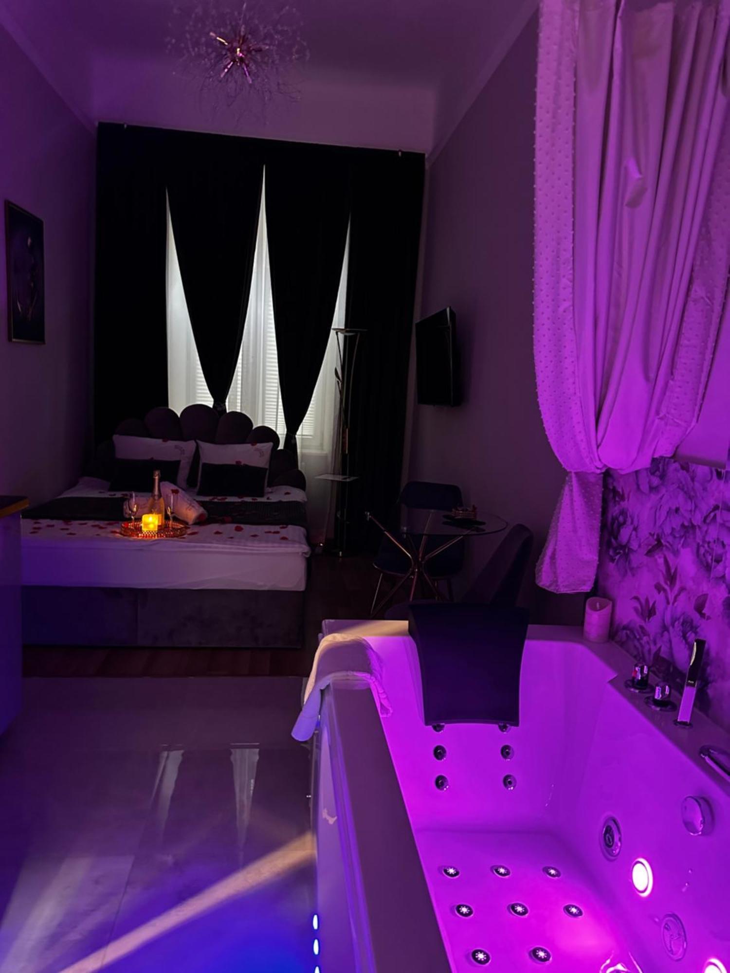Apartment Jacuzzi Berka Krakau