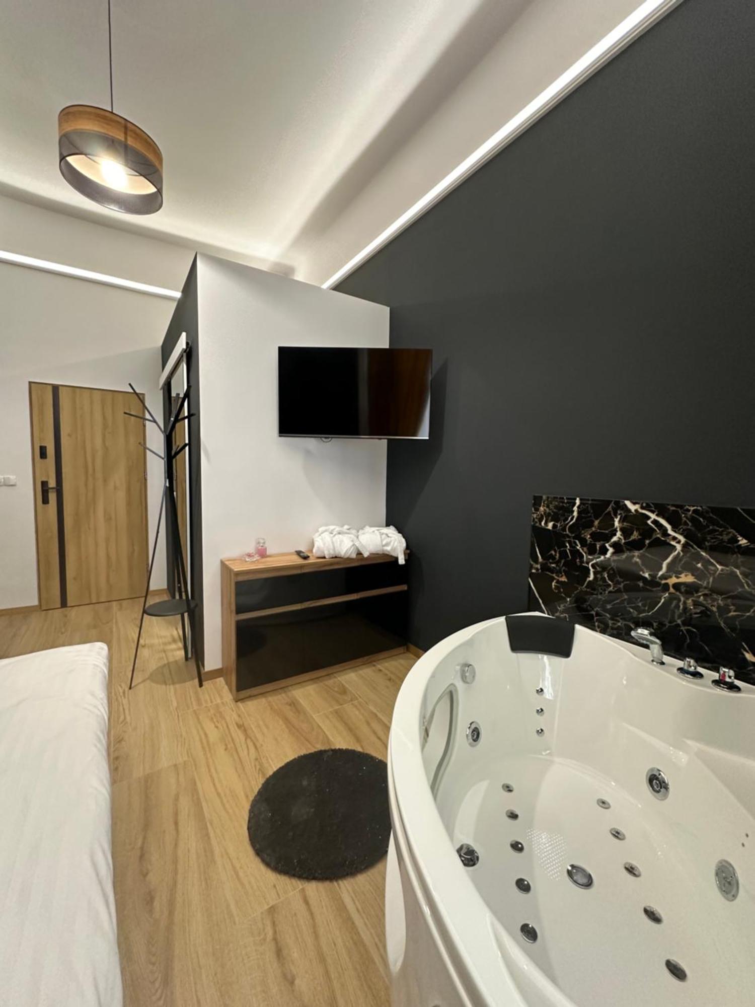 Jacuzzi Berka Apartment *